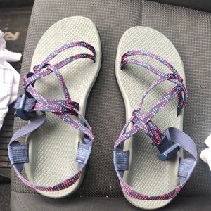 new chacos! NEW WITHOUT TAGS